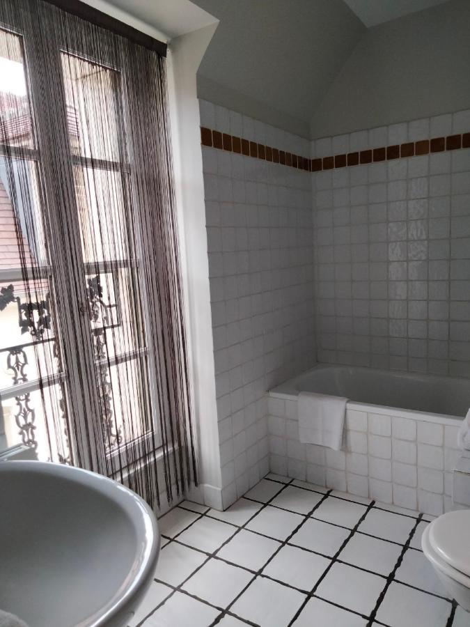 เล อัปปาร์ตม็อง เดอ ชาบลิส Apartment ชาบลี ภายนอก รูปภาพ